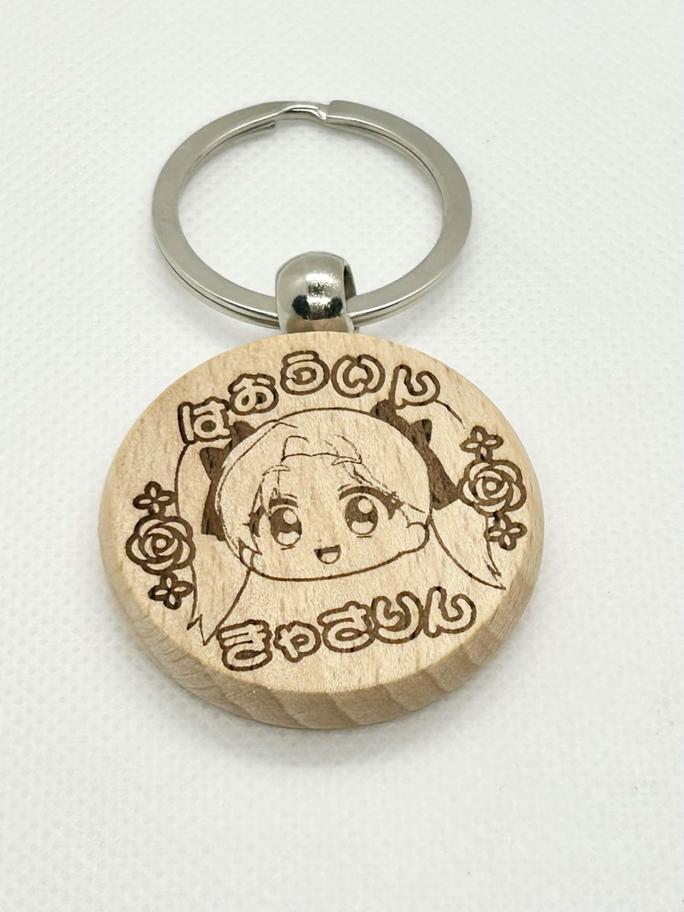 【一点物】覇凰院キャサリンウッドブランクのサイズは約3*5.6 cm 、厚さ0.7 cmで、キーリングの直径は約3.17 cm。日記念｜木製キーホルダー（丸型／長方形・リバーシブル）