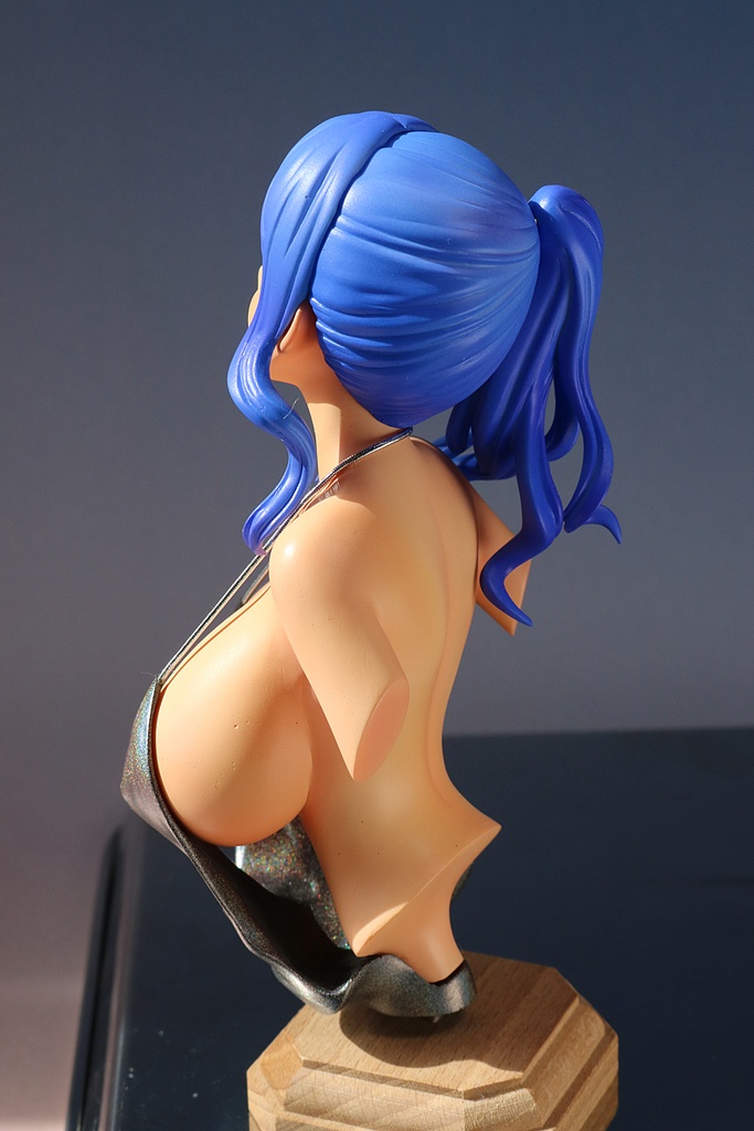 セントルイス胸像