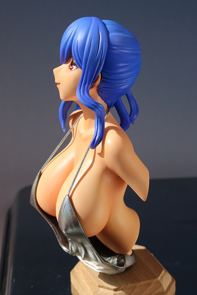 セントルイス胸像