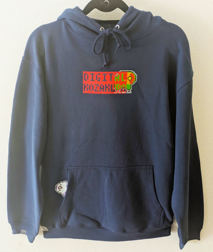 【20％OFF！SALE！】ドット絵コザクラインコのかくれんぼパーカー　デジタルコザクラ　７０００円以上お買い上げプレゼント対象商品