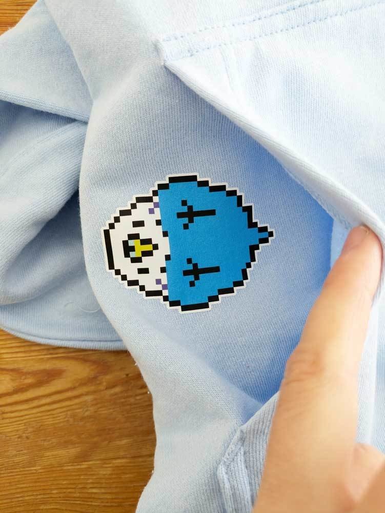 【20%OFF!SALE!】ドット絵セキセイインコ(ライトブルー)のかくれんぼパーカー 5000円以上お買い上げプレゼント対象商品