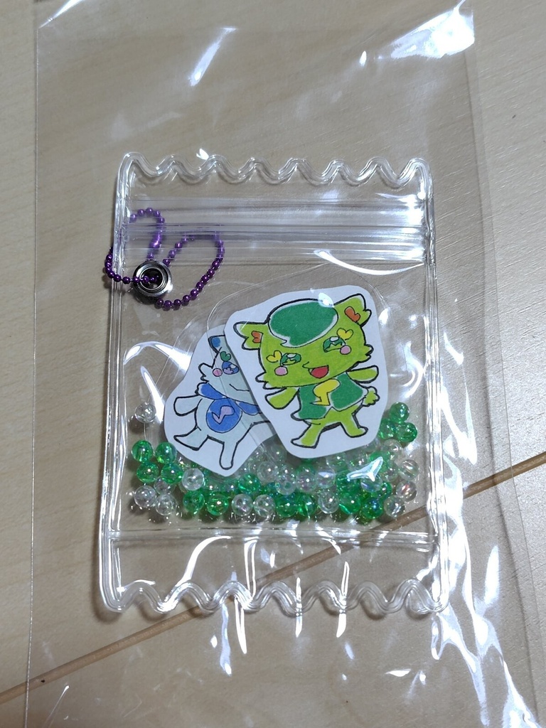 プリキュア 色紙とシャカシャカキーホルダー