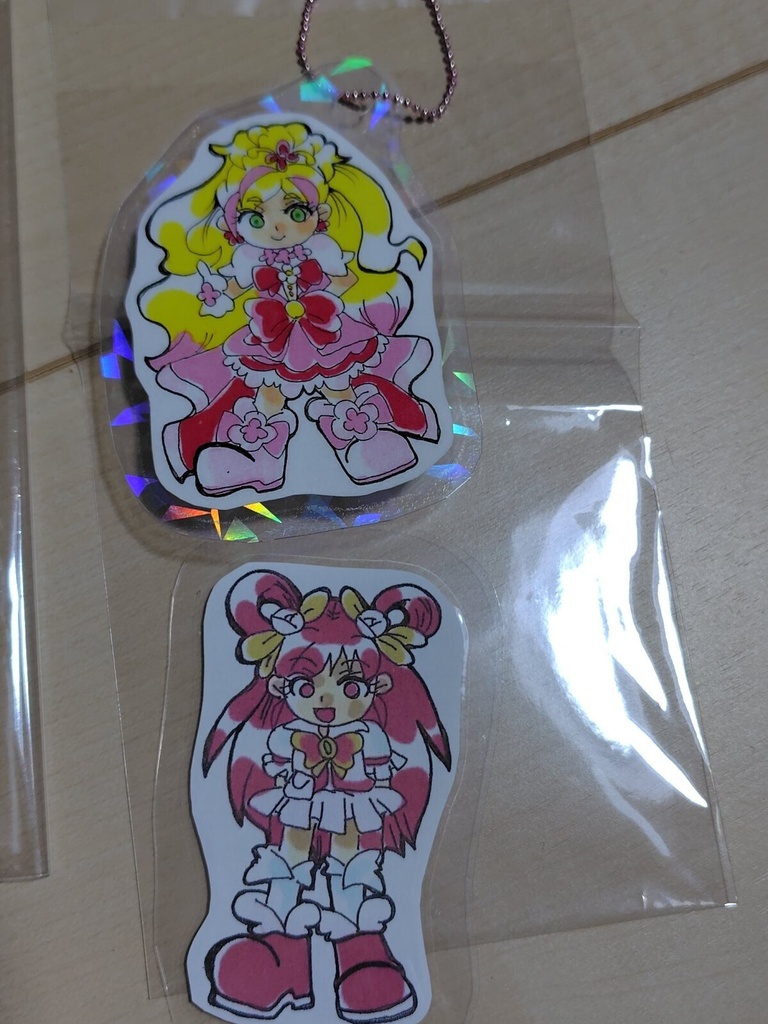 プリキュア 色紙とシャカシャカキーホルダー