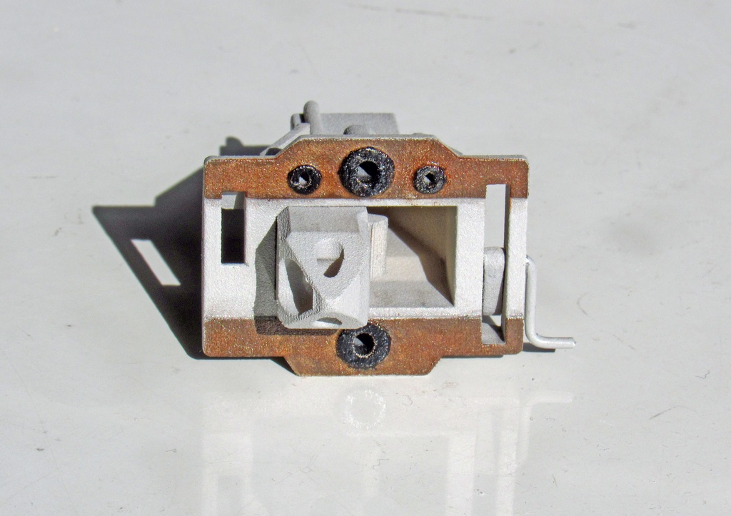 密着式連結器 ミニチュアモデル (ライトグレー塗装済み・解放ハンドル保持ギミックあり)