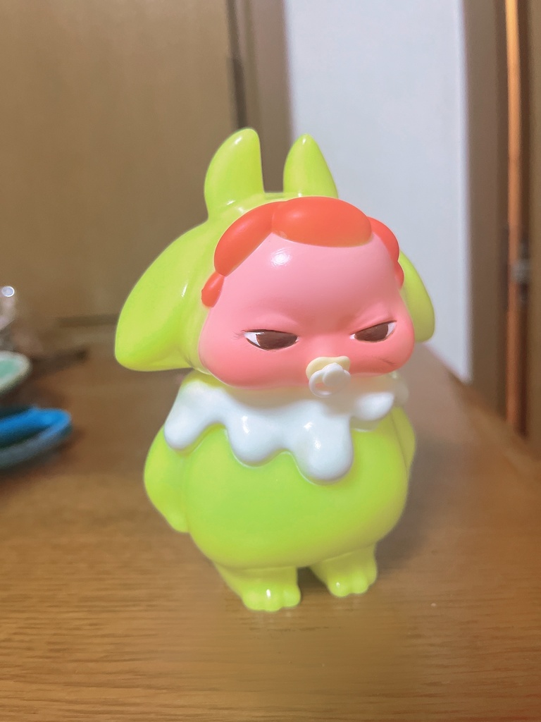 マンタベビーおしゃぶり蓄光イエロー