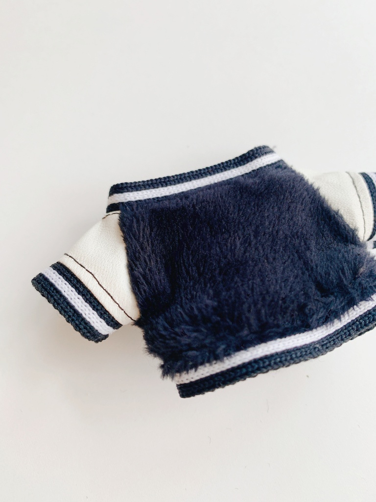 スタジアムジャンパー