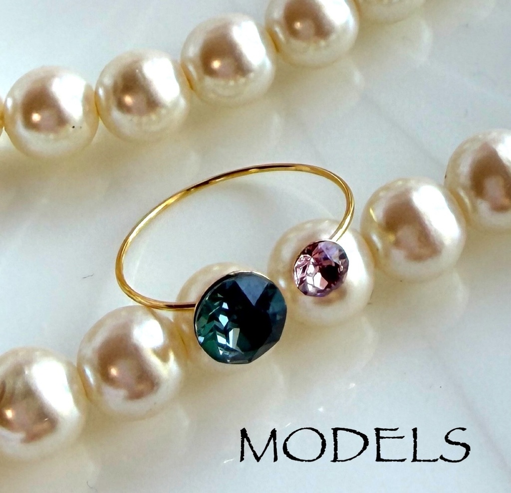 国民的5人メンバーカラー◆ストーンリング指輪◆コンビ2ストーン