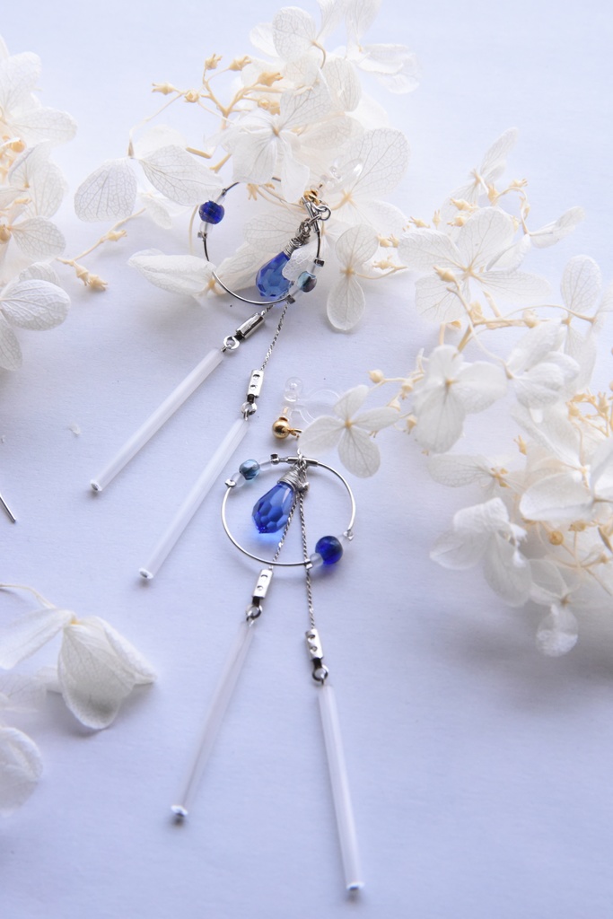 双子イメージ耳飾り(ピアス・イヤリング)