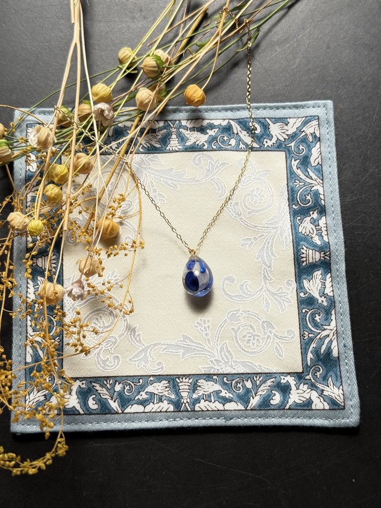 ティアストーンネックレス