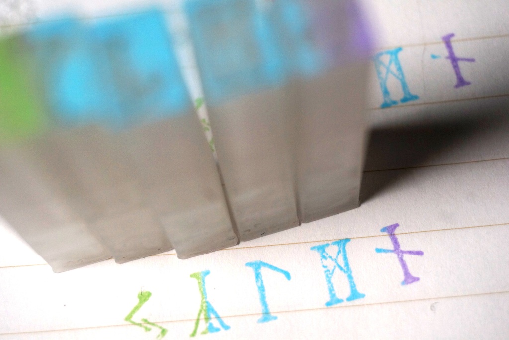 ルーン文字 活版印刷 活字サイズ スタンプ