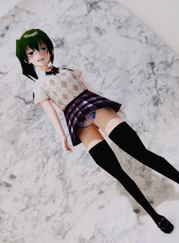 ペーパークラフト【無料DL】ユーベル(葬送のフリーレン) お顔のみサンプル