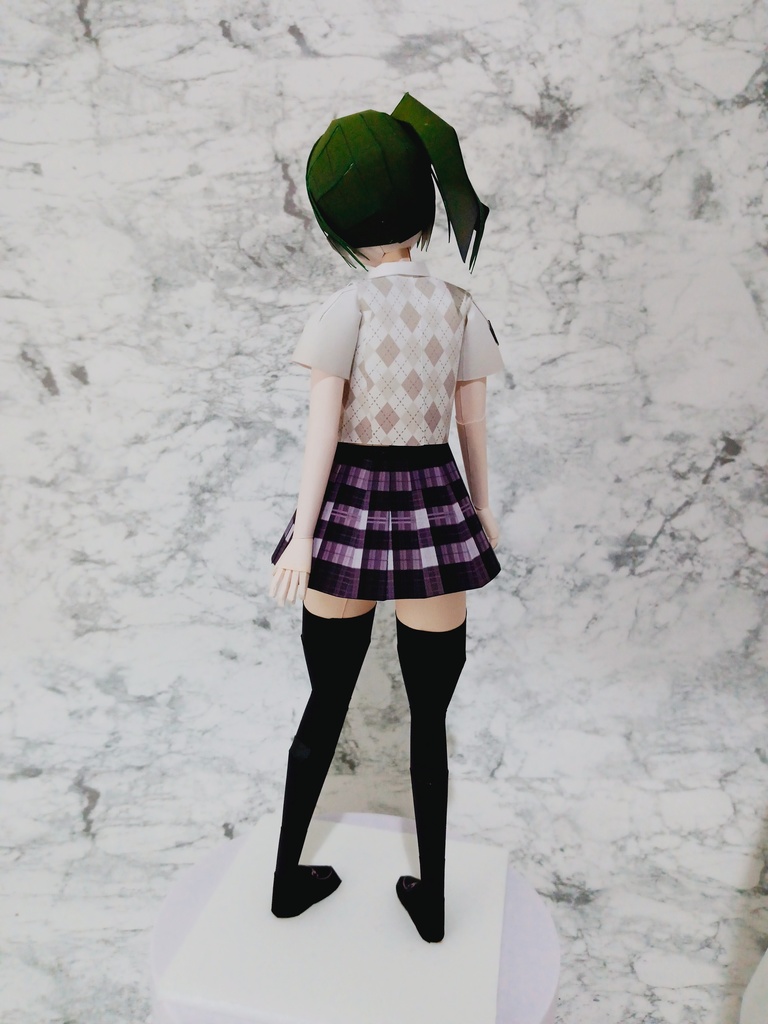 ペーパークラフト【無料DL】ユーベル(葬送のフリーレン) お顔のみサンプル