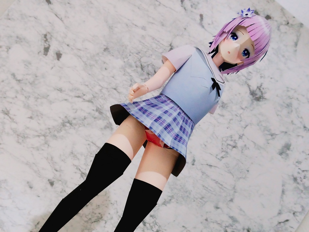 ペーパークラフト【無料DL】オリジナル美少女フィギュア ポーっと表情のパステルカラーちゃん