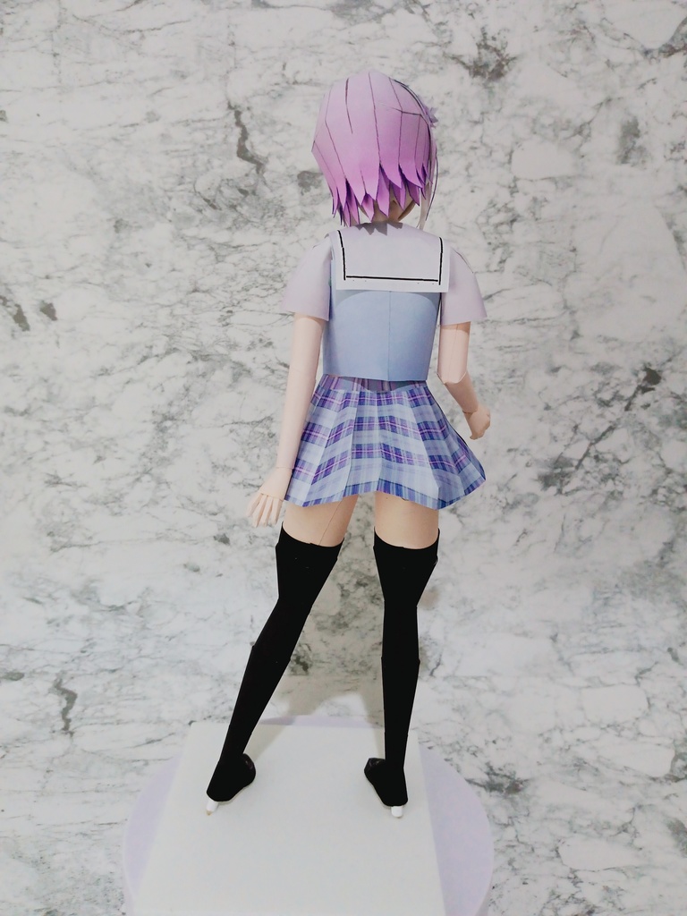 ペーパークラフト【無料DL】オリジナル美少女フィギュア ポーっと表情のパステルカラーちゃん