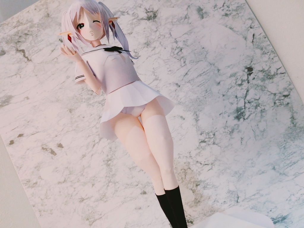 ペーパークラフト【無料DL】投げキッスフリーレン(葬送のフリーレン) お顔のみサンプル