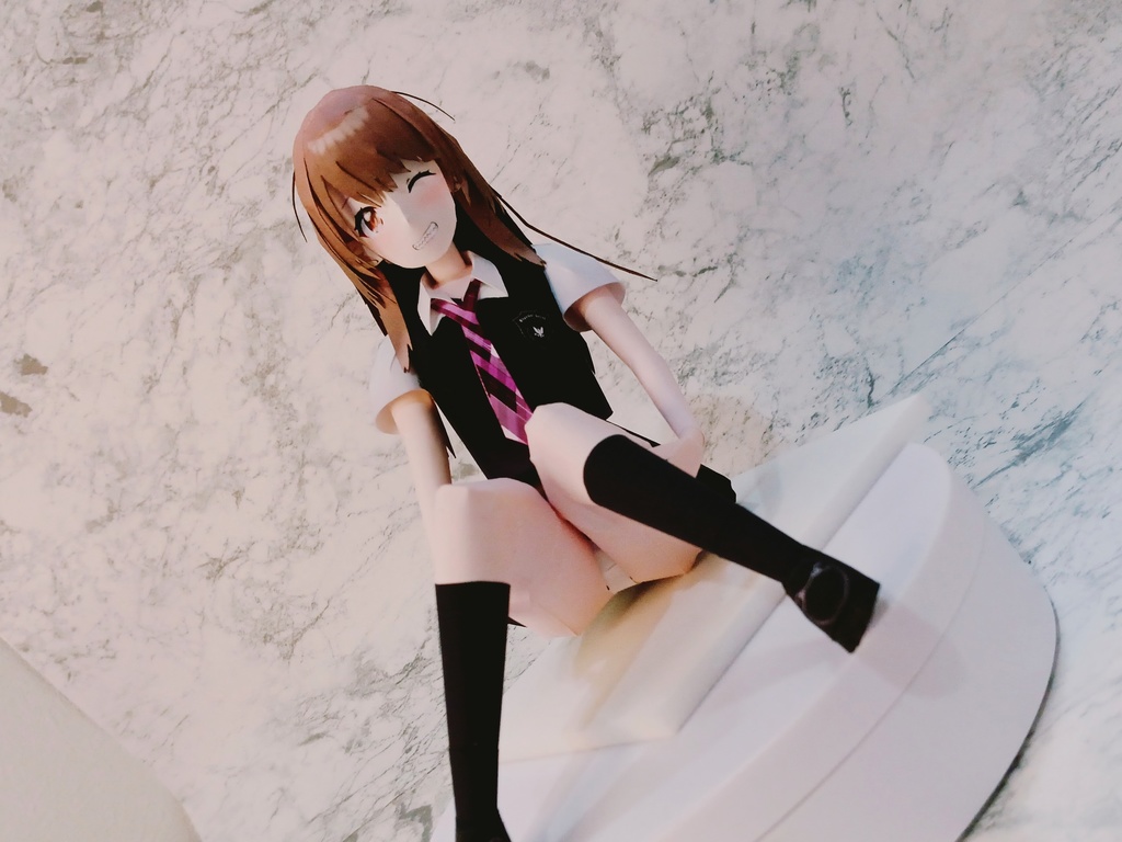 【展開図】いたずら笑顔体育座りちゃん カスタムペーパーフィギュア ブレザー半袖 黒