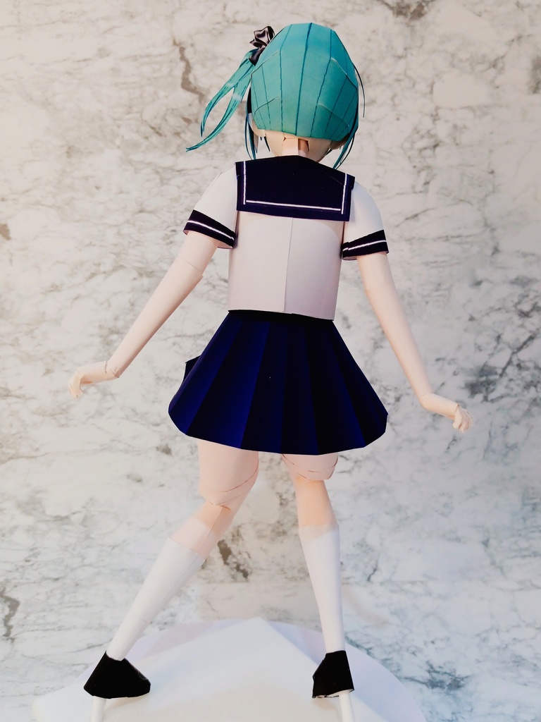 ペーパークラフト【無料DL】オリジナル美少女フィギュア ><表情サイドテちゃん