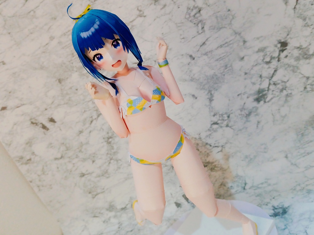 ペーパーフィギュア【無料DL】八奈見杏菜(負けヒロインが多すぎる!) 美少女フィギュア