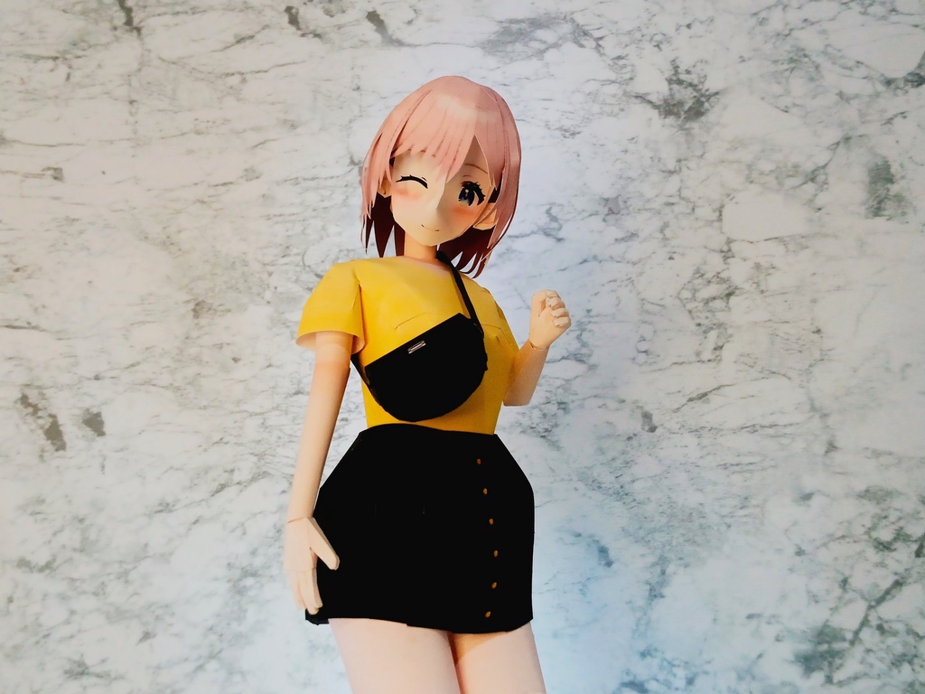 ペーパーフィギュア【無料DL】天乃リリサ 私服Ver(2.5次元の誘惑) 美少女フィギュア