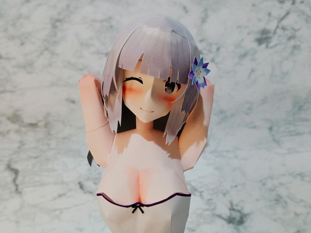 ペーパーフィギュア【無料DL】オリジナル美少女フィギュア パジャマ姿でセクシーポーズちゃん