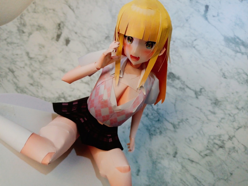 ペーパーフィギュア【展開図】オリジナル美少女フィギュア 金髪ぱっつん前髪ちゃん