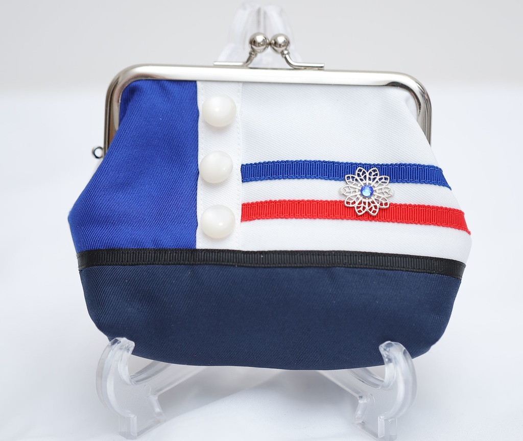 キャラクターイメージがま口(ネロ)