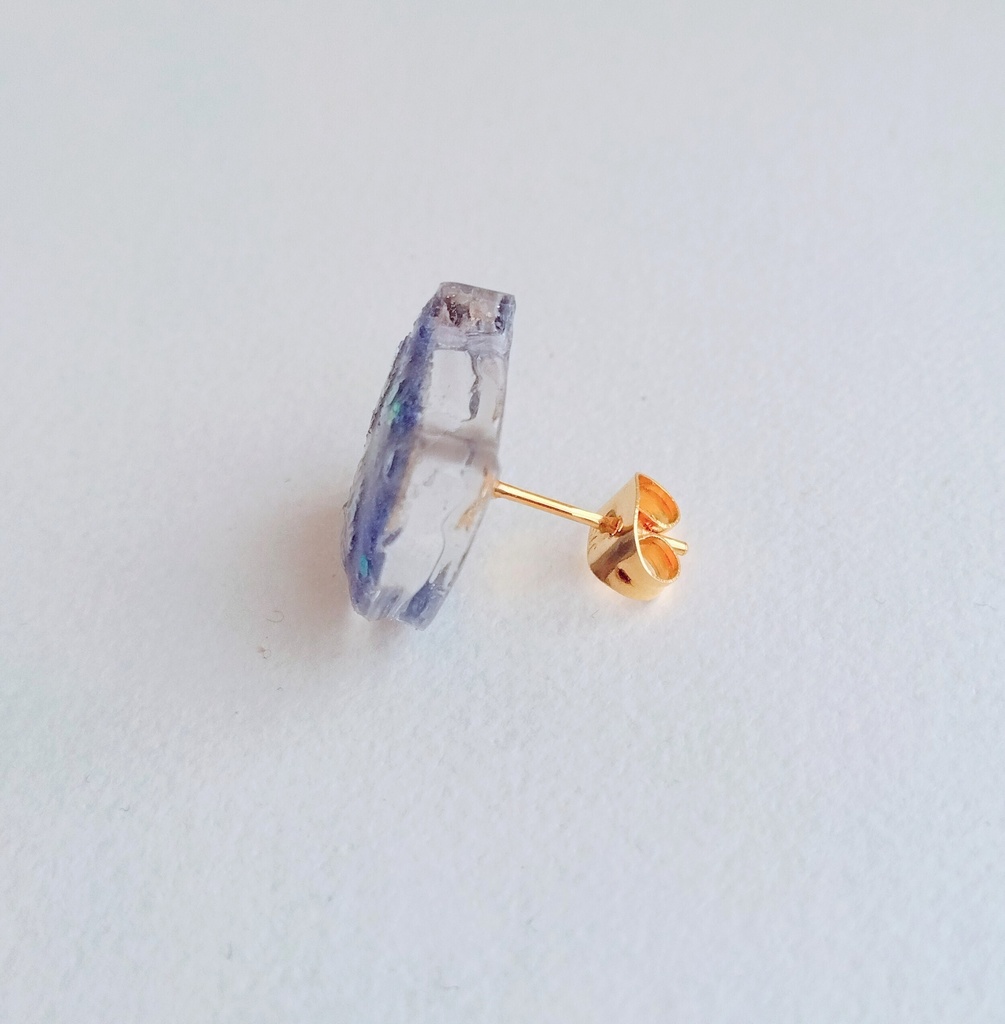 【匿名配送】雪猫のピアス/イヤリング