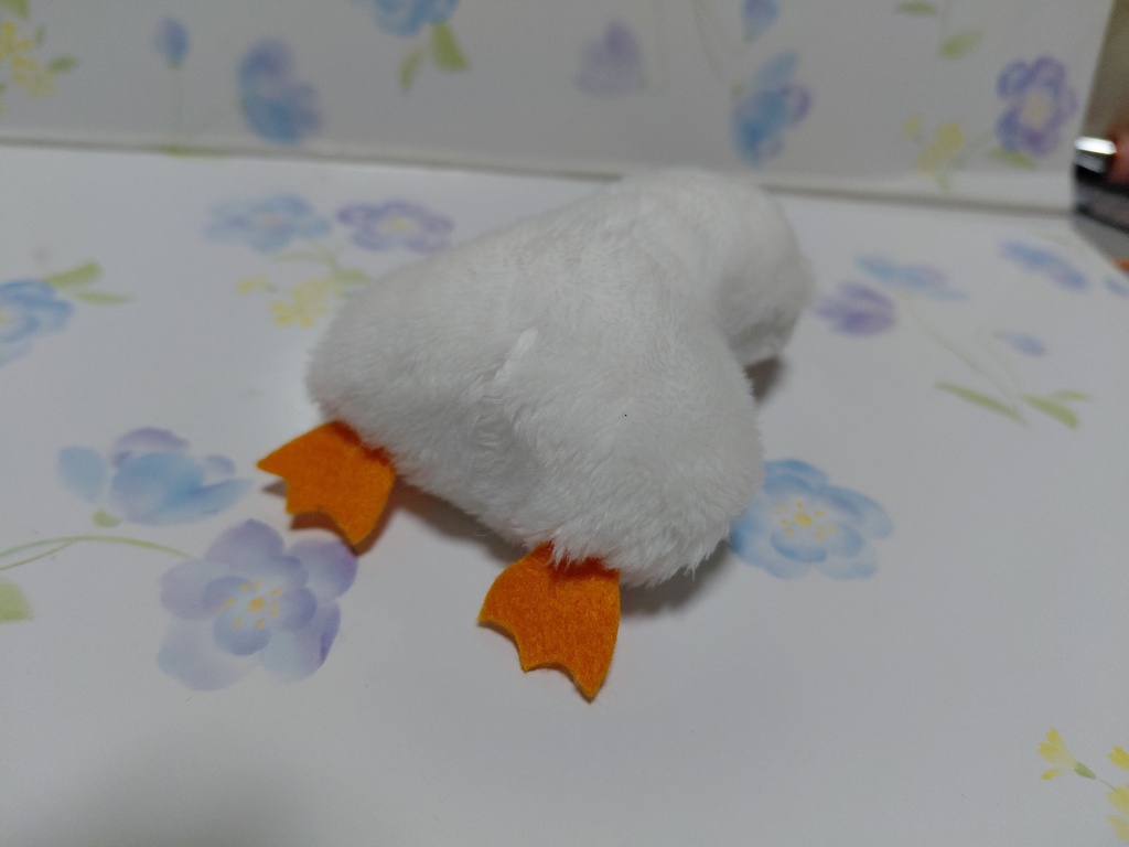 寝そべりアヒル