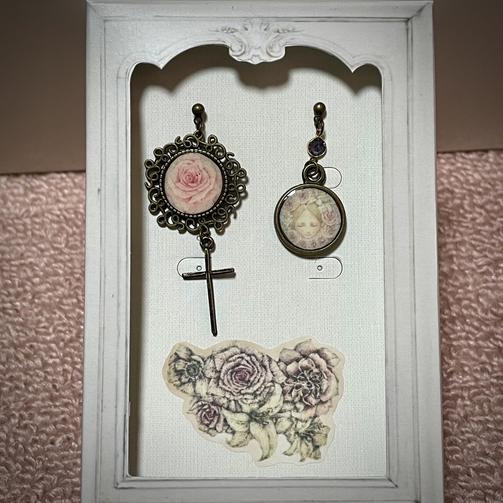 絵画ピアス
