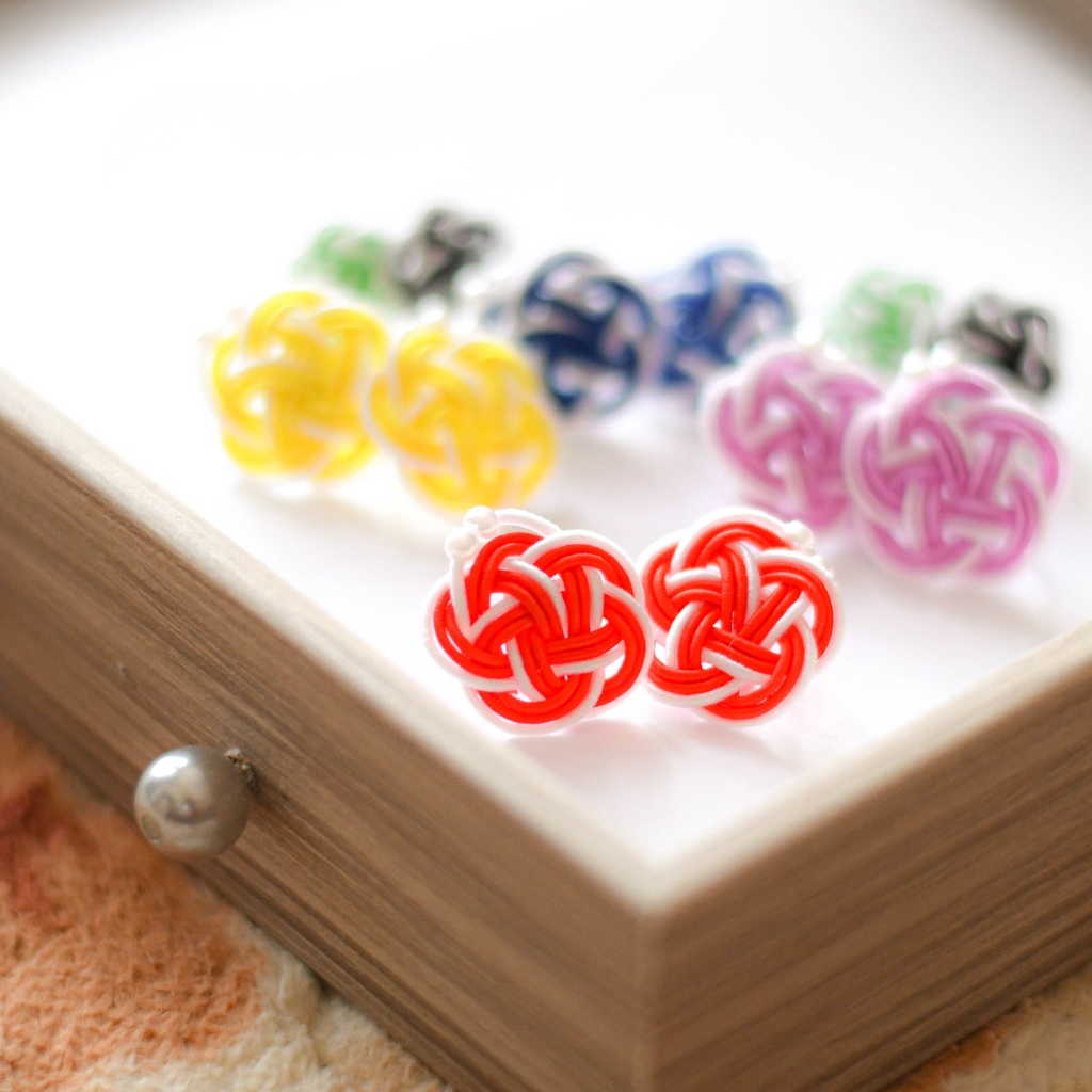 【お品書き】梅結びイヤリング・ピアス