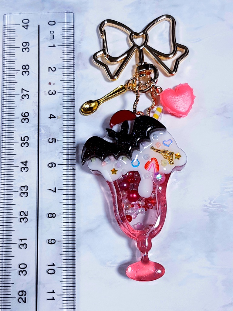 吸死 ロナルド 光るクリームソーダチャーム