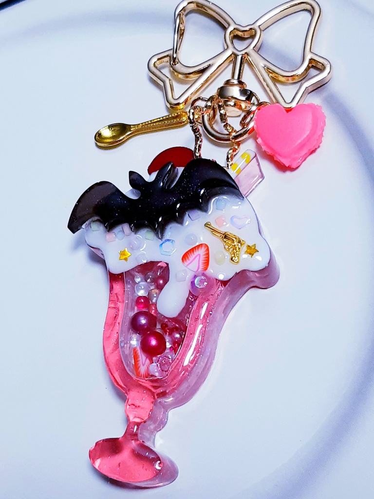 吸死 ロナルド 光るクリームソーダチャーム