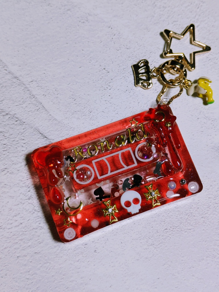 吸死ロナルドイメージ　カセットテープキーホルダー