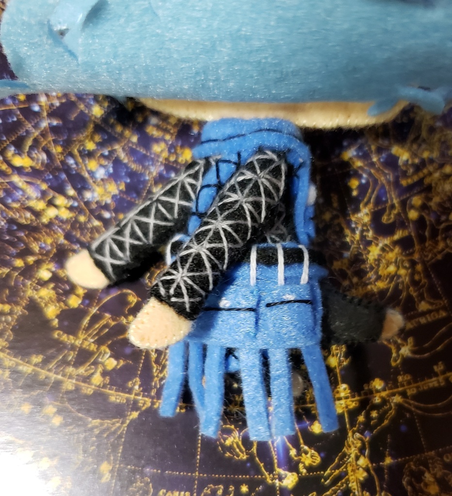 ツイステ_フェルト人形