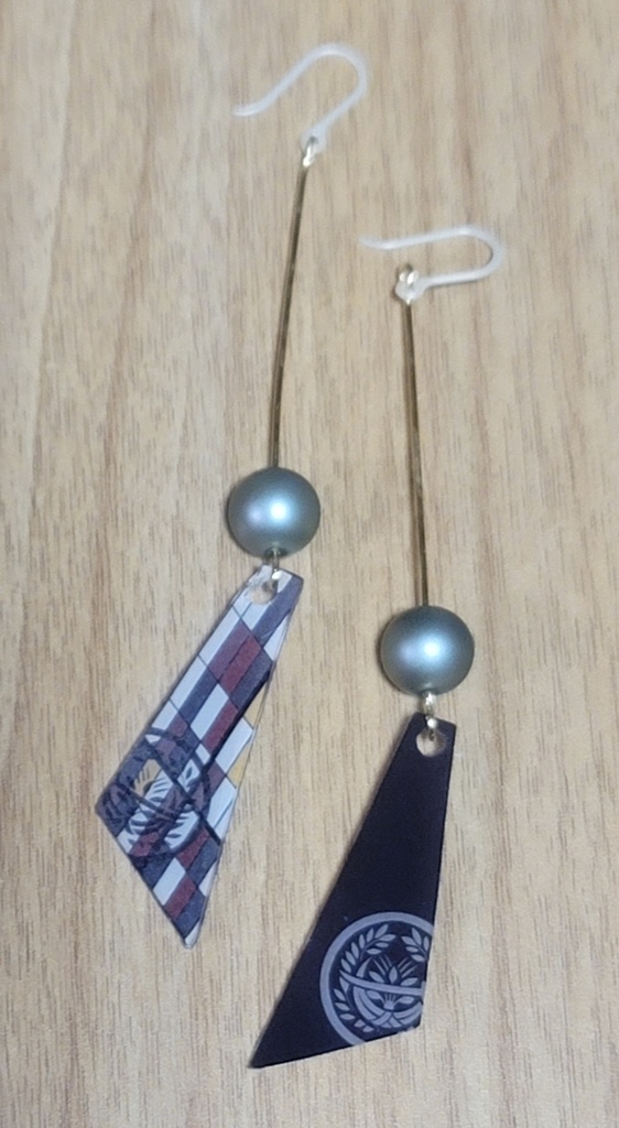 刀剣乱舞_垂れるピアス