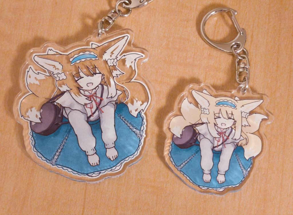 アクリルキーホルダー スズラン(透過)