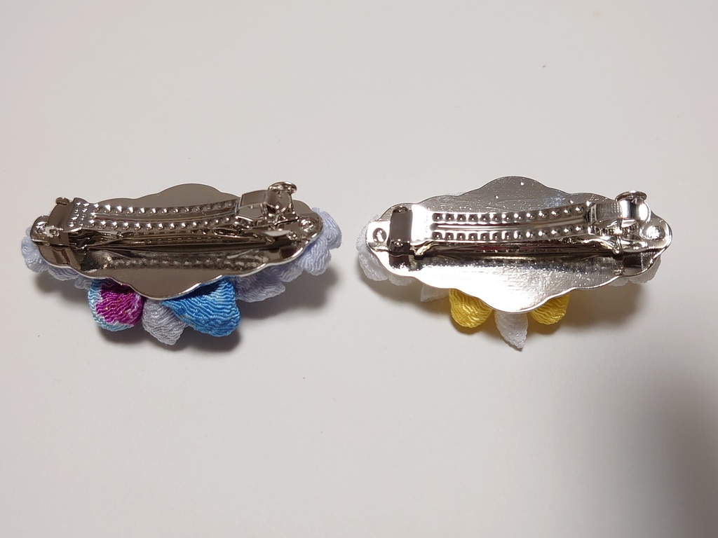 つまみ細工のバレッタ