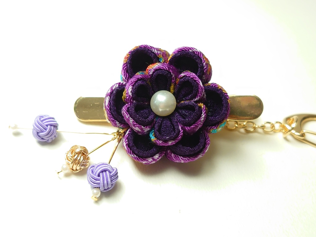 つまみ細工のキークリップ