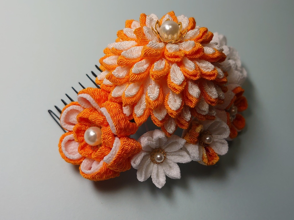 つまみ細工のコームとUピンのセット