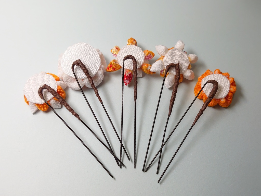 つまみ細工のコームとUピンのセット