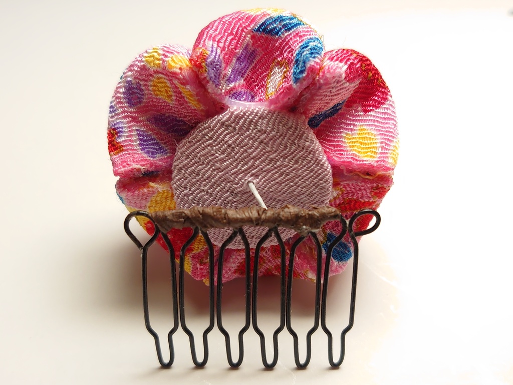 七五三の髪飾りコームとUピンのセット