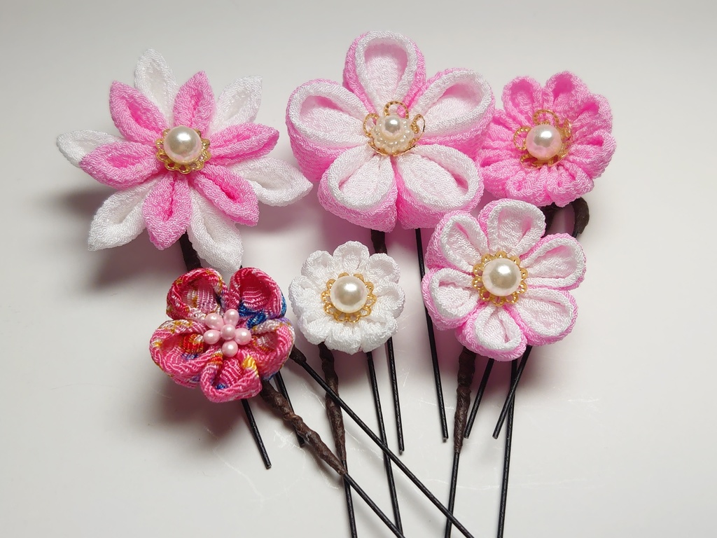 七五三の髪飾りコームとUピンのセット