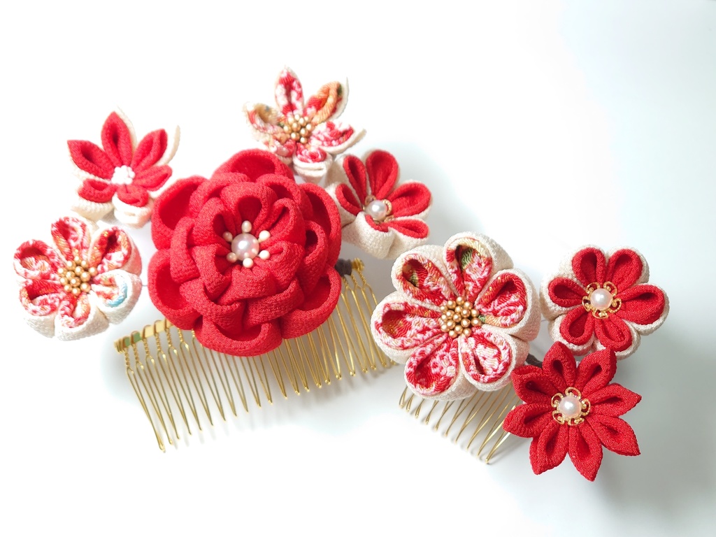 つまみ細工の髪飾り コーム、ミニコーム、Uピンのセット