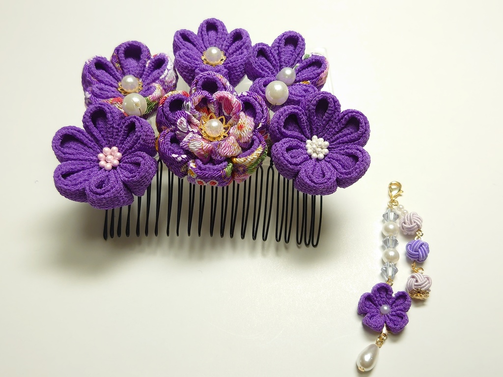 つまみ細工の髪飾り(紫) 成人式・卒業式・七五三