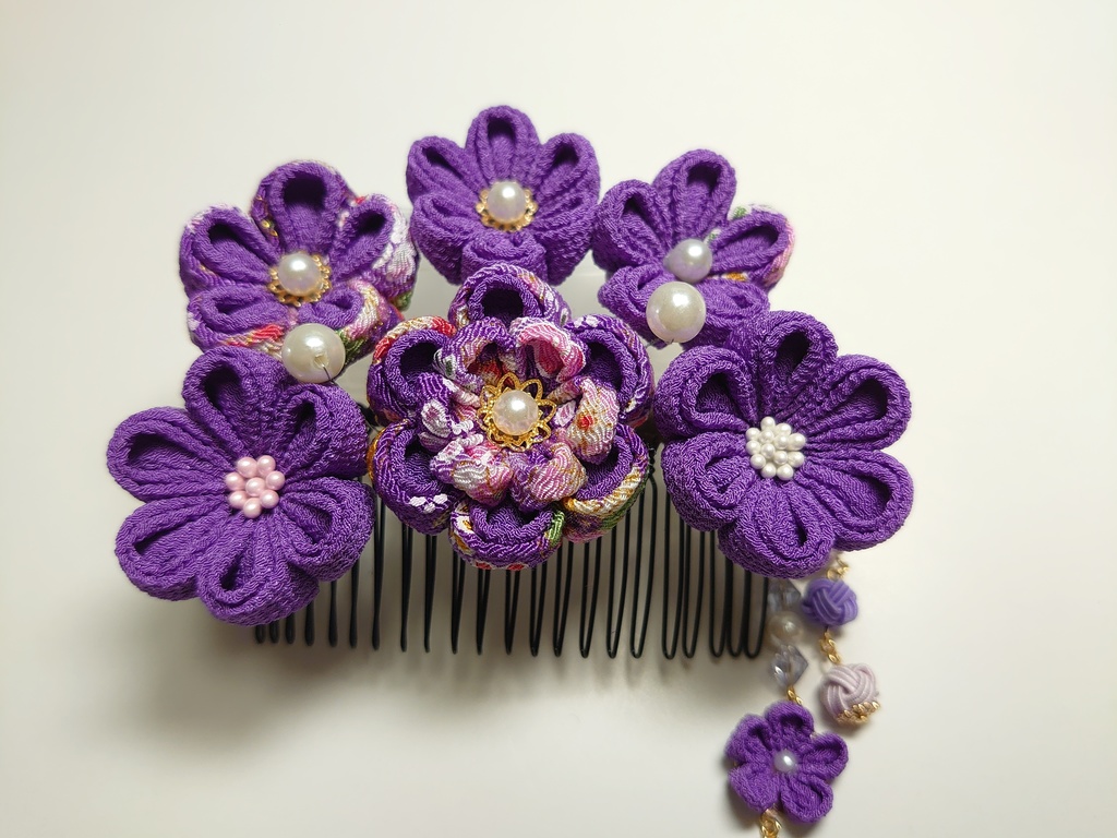 つまみ細工の髪飾り(紫) 成人式・卒業式・七五三