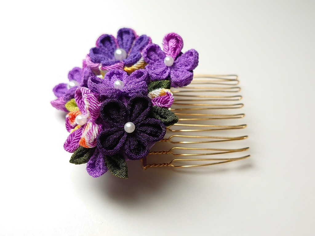 つまみ細工の髪飾りミニコームとUピンのセット(紫系)