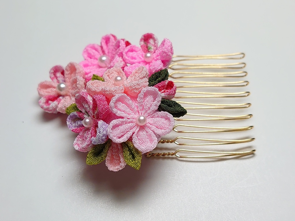 つまみ細工の髪飾りミニコームとUピンのセット(ピンク系)