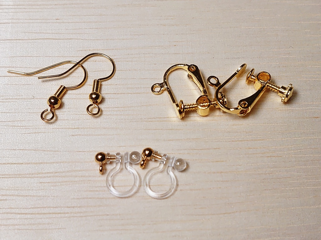 水引とつまみ細工の耳飾り(フックピアス、イヤリング、ノンホールピアス)