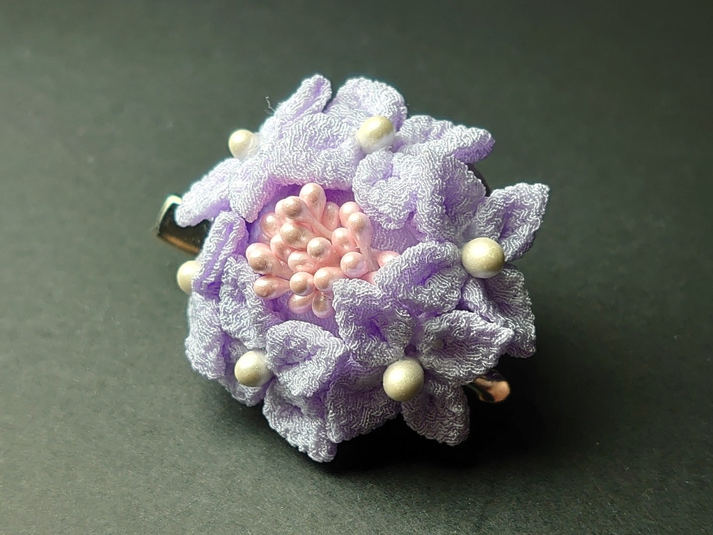 紫陽花のブローチ