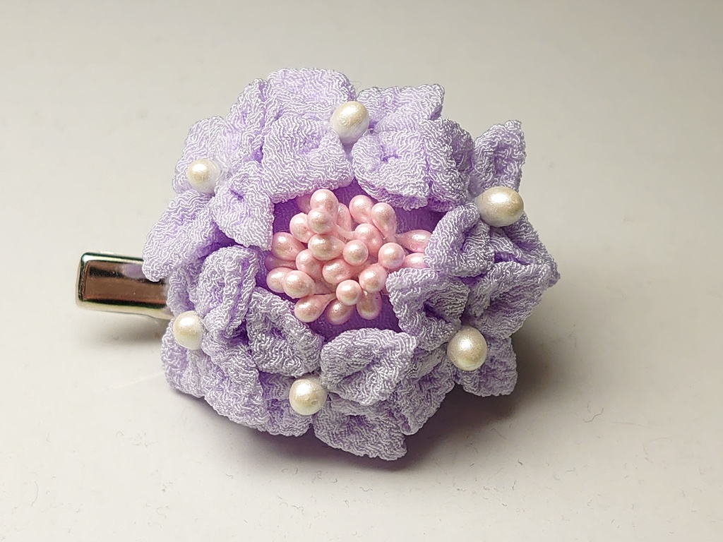 紫陽花のブローチ
